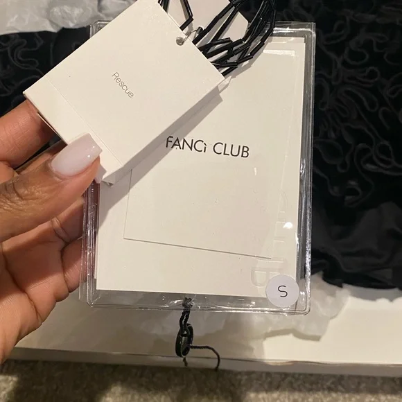 Dahlia Velvet Corset With Mini Rose Skirt. - Picture 6 of 7